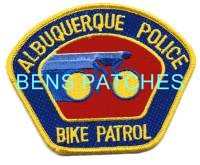 NEW MEXICO,ALBUQUERQUE POLICE BIKE PATROL 1_wm